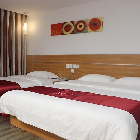 Thank Inn Chain Hotel Guangdong Shenzhen Baoan International Airport Exterior foto